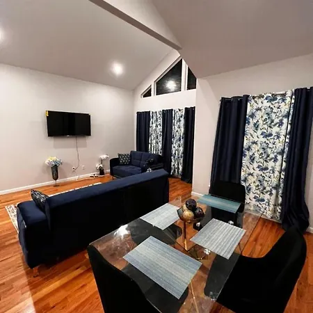 Springview Homes 12Mins From Ewr & 3 Mins From University Hospital